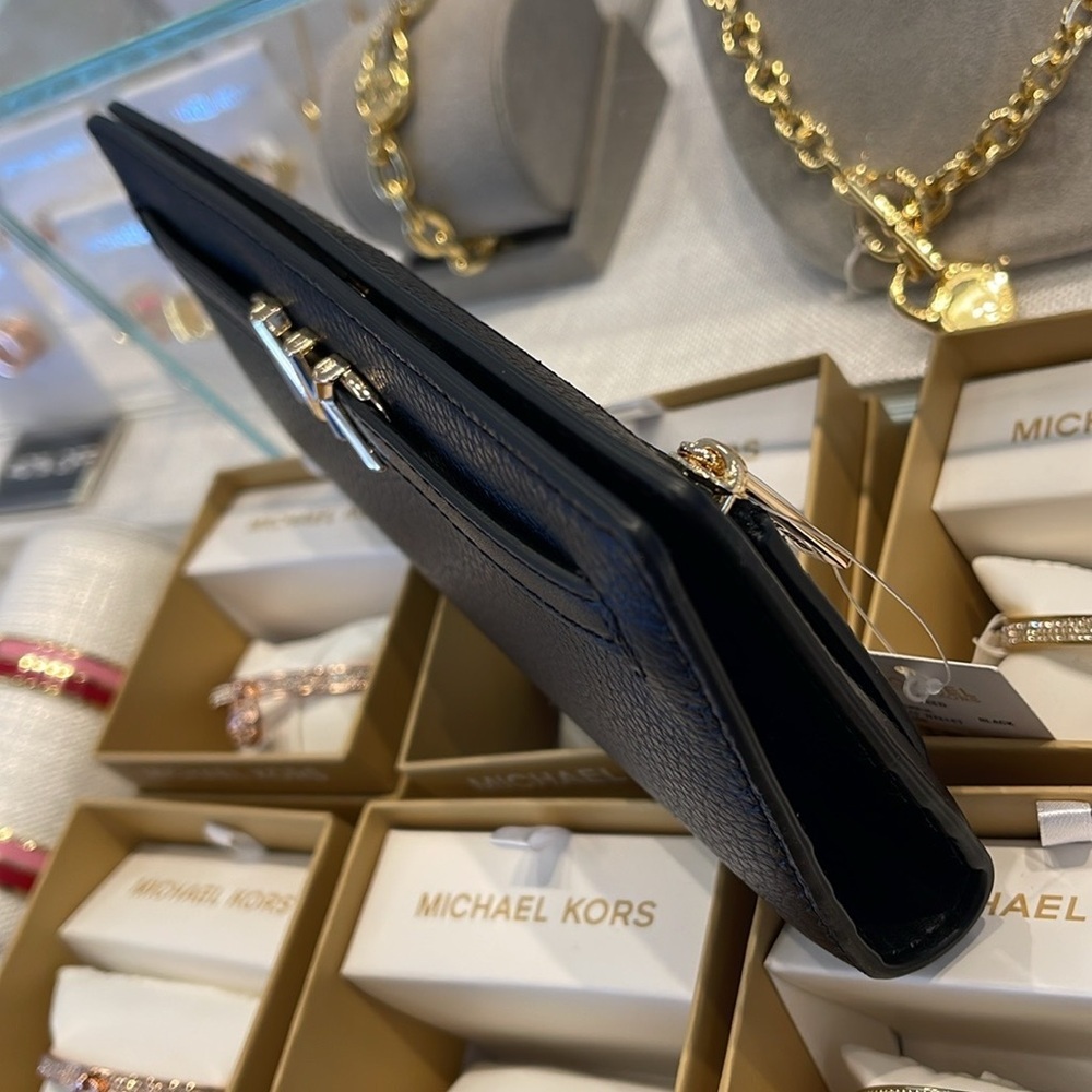 Michael Kors Reed Large Bifold Pebbled Leather Snap Wallet Card Case
Black
NWT - Picture 5 of 16
